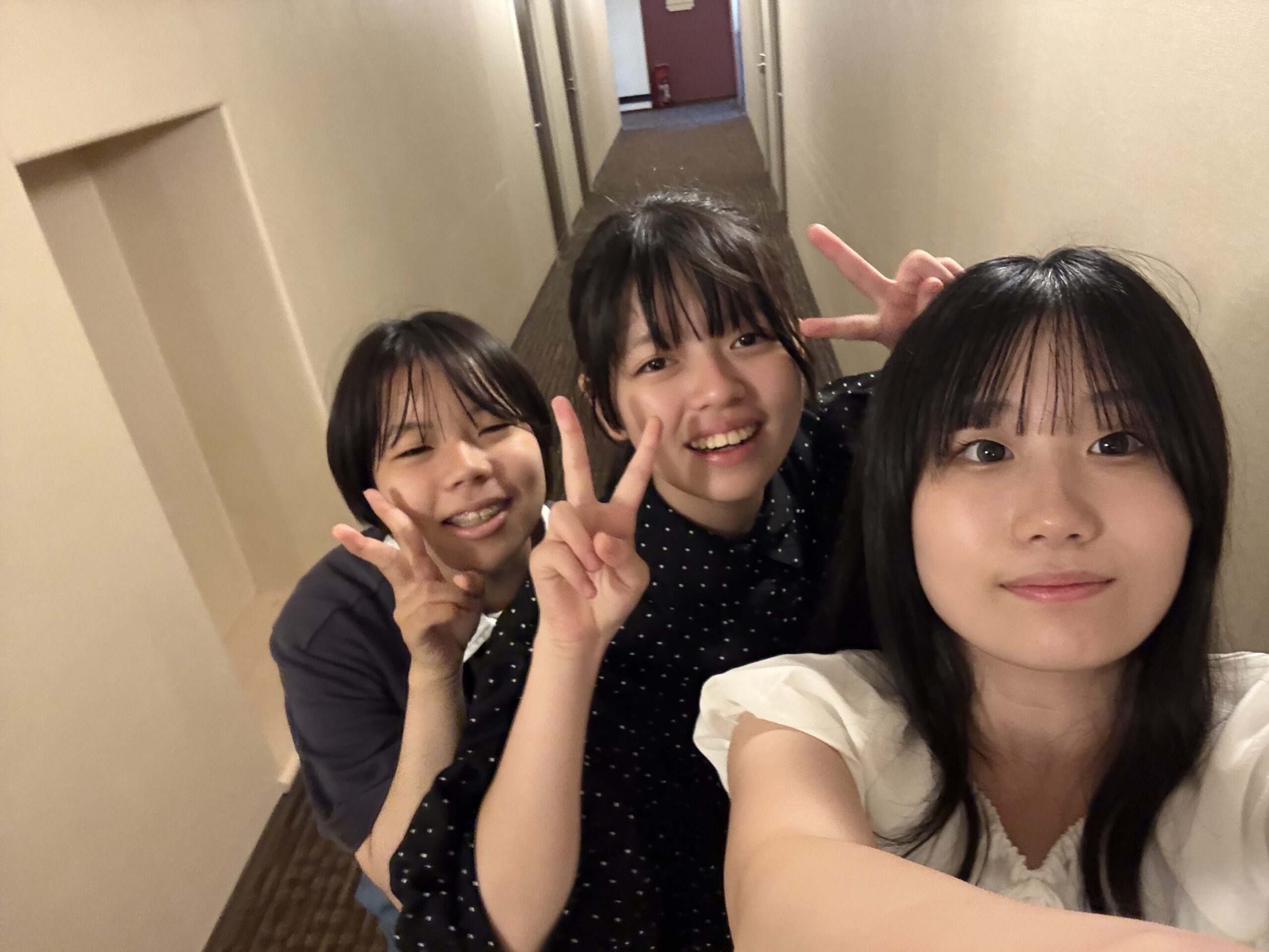 三人目のサムネイル
